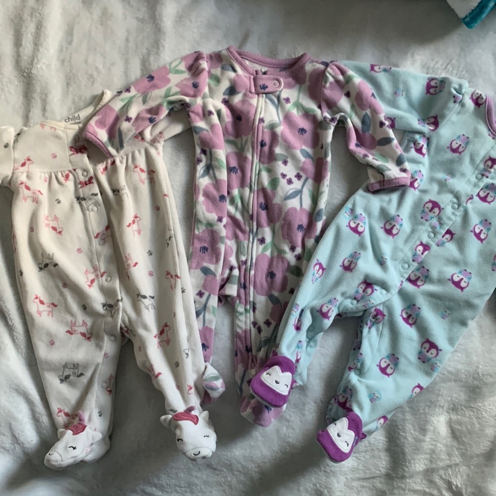 Child Of Mine Carters Baby Girls 0-3 Month Winter Footies Set